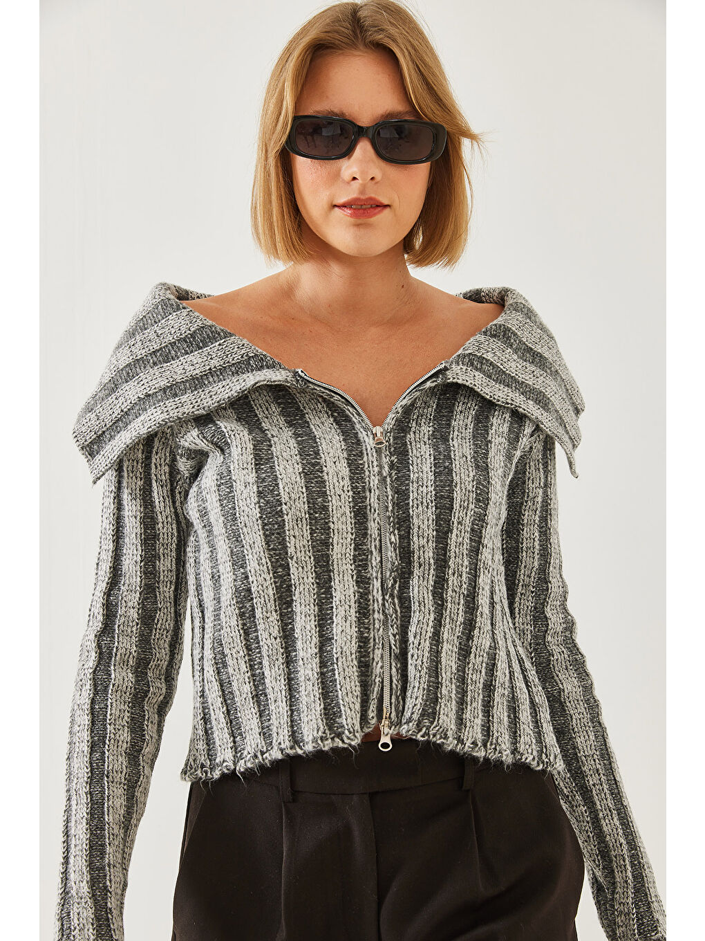 Antrasit Kadın Kalın Fitilli Fermuarlı Triko Hırka-5