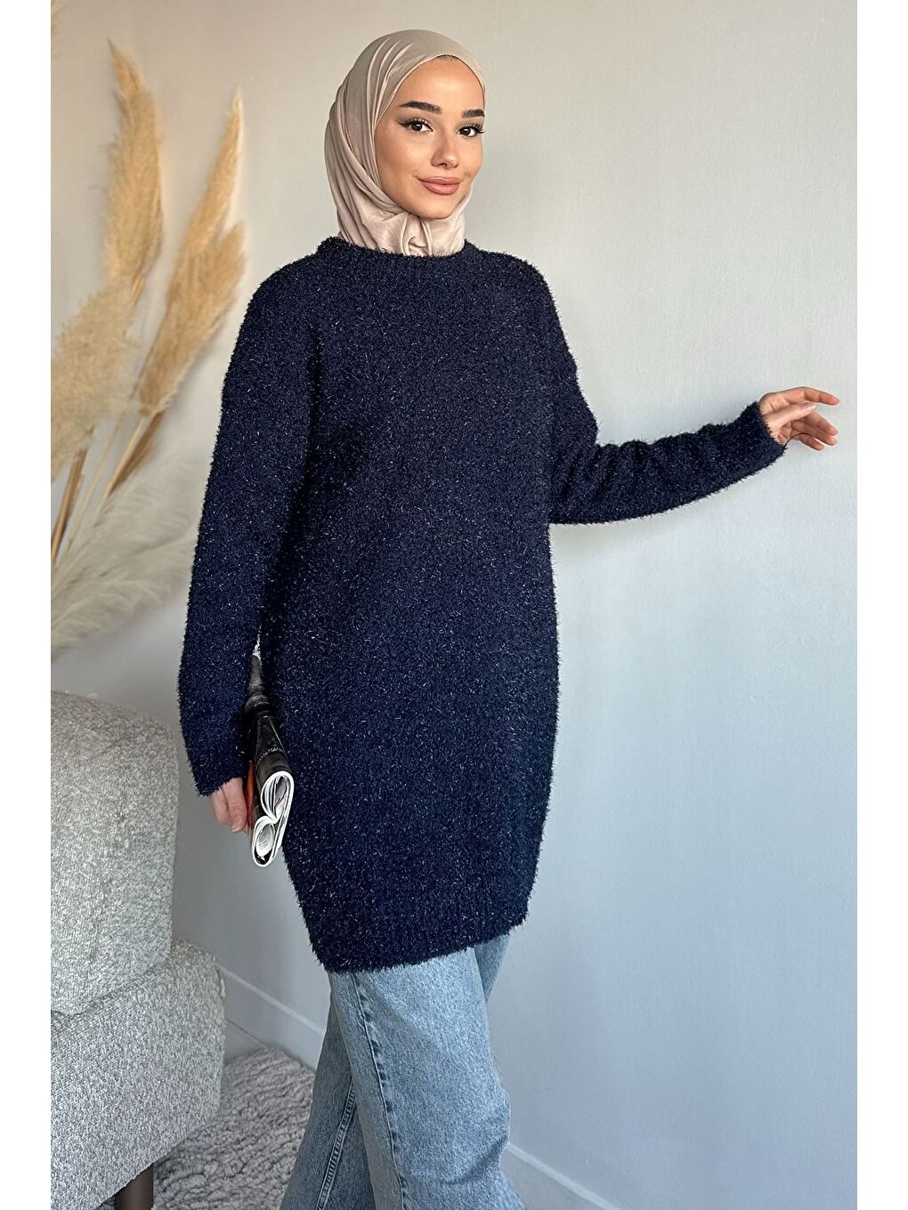 Lacivert Gülseli Simli Tesettür Triko Tunik-3