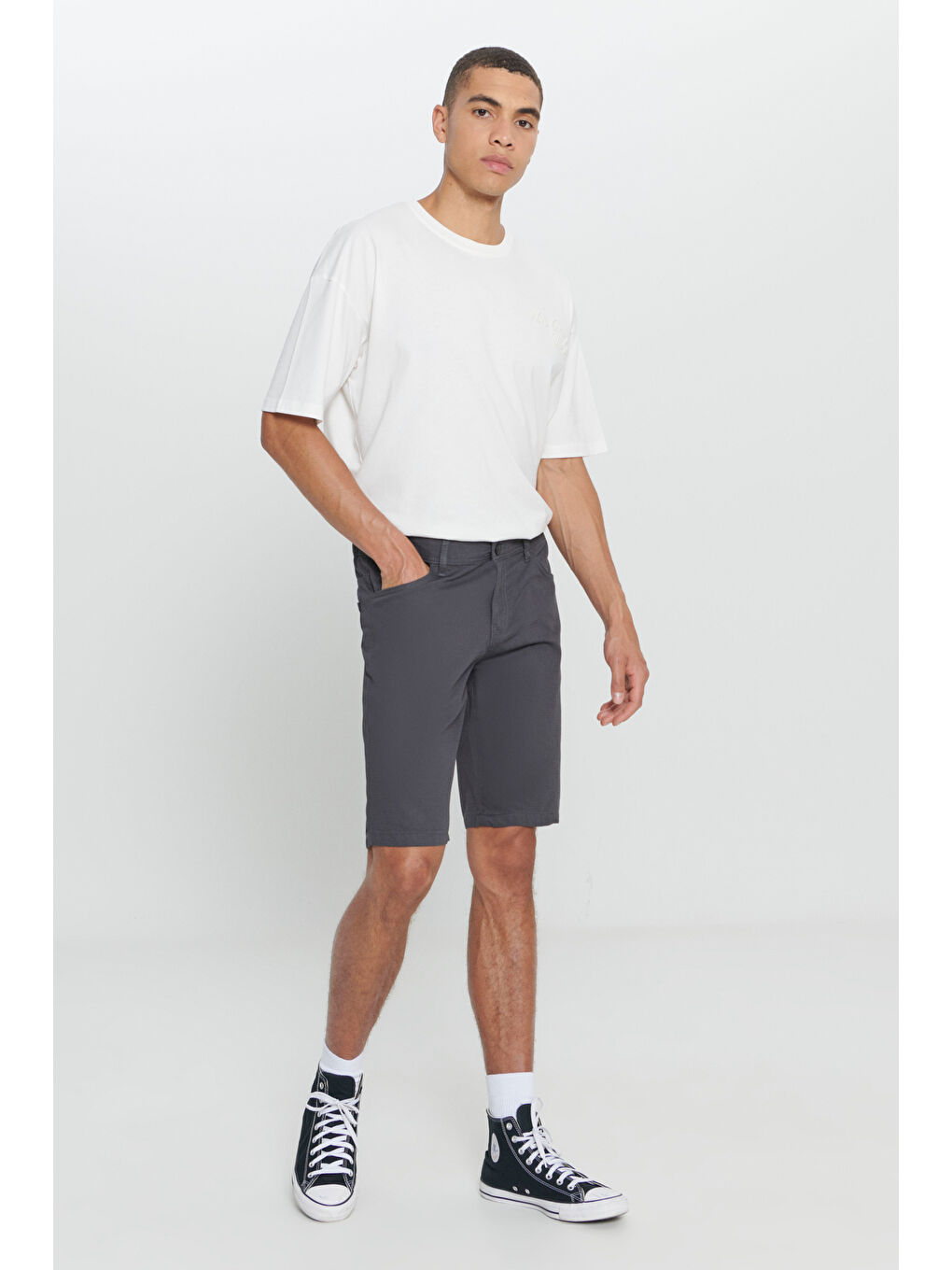 Erkek Antrasit Slim Fit Dar Kesim Armürlü %100 Pamuk Casual Chino Şort-2