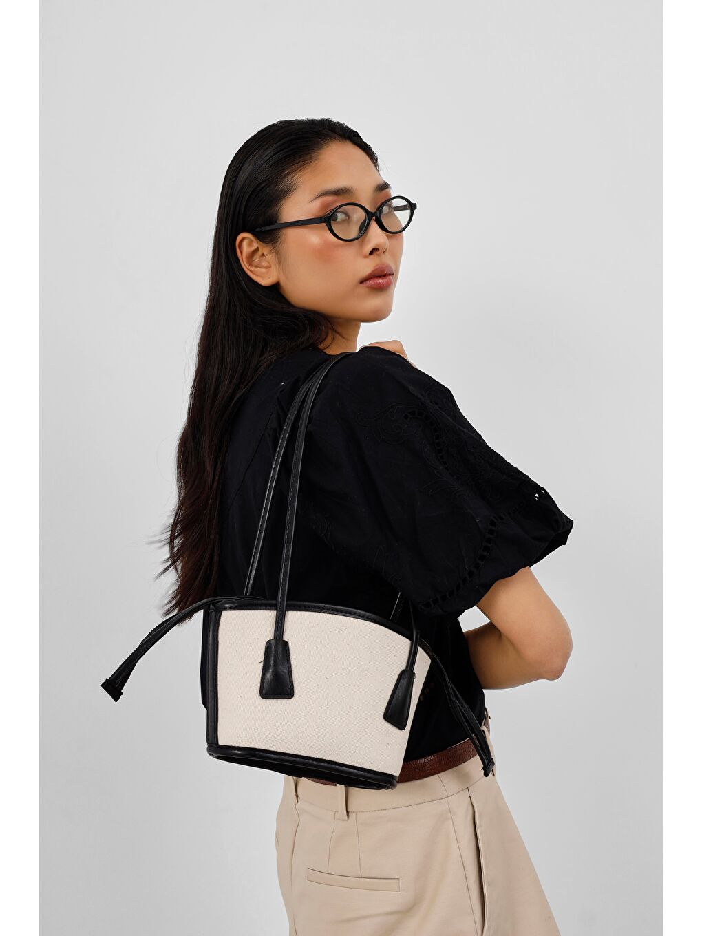 Padra Büzgülü Bucket Kanvas Çanta Siyah-2