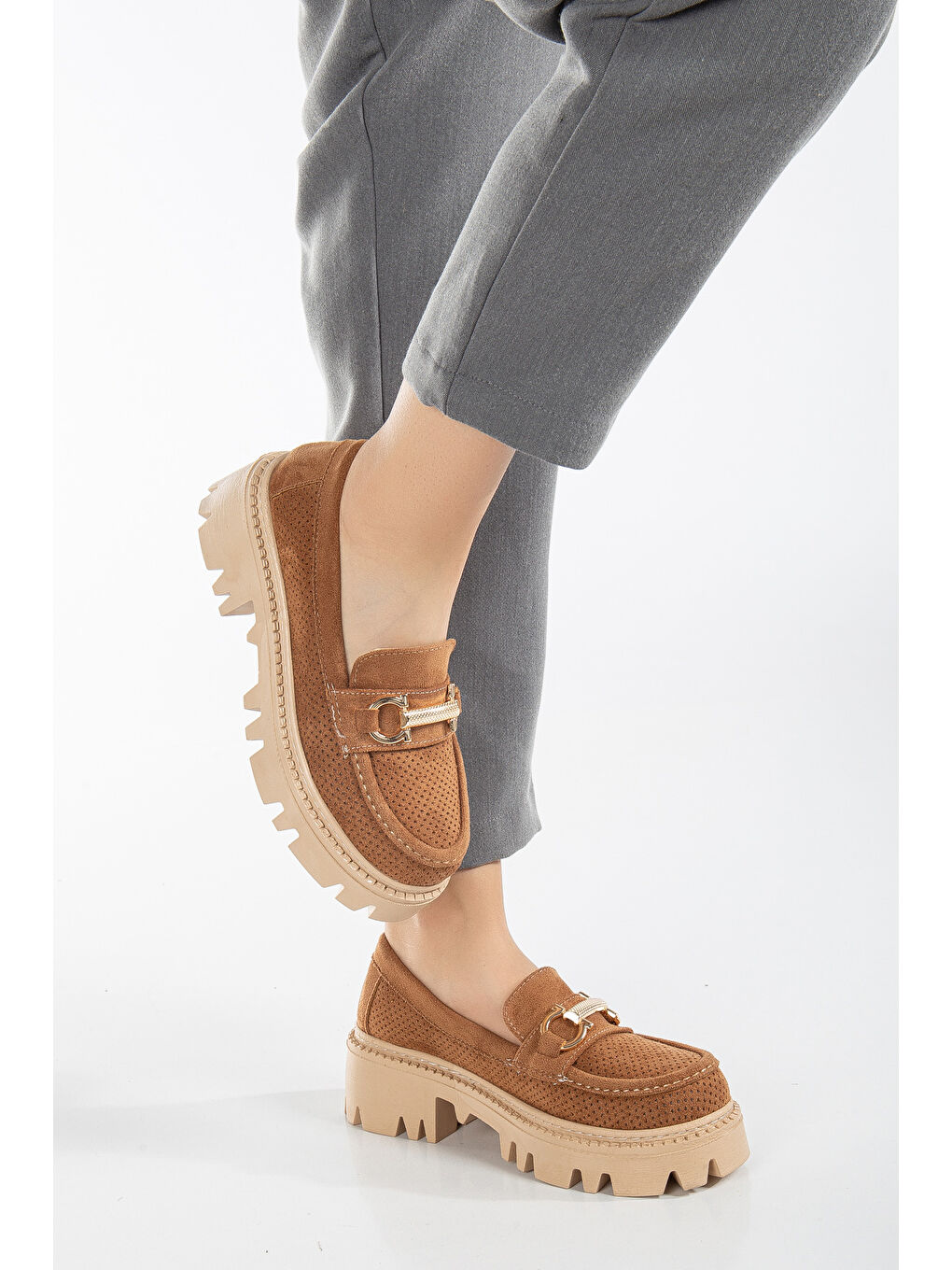 Kahverengi Kadın Taba Süet Rahat Kalıp Yüksek Poli Taban Önü Tokalı Loafer-1