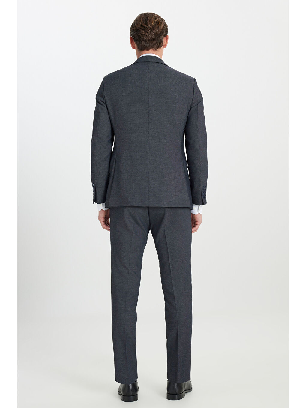 Erkek Lacivert-Beyaz Yün Slim Fit Dar Kesim Kırlangıç Yaka Desenli Kapak Cepli Takım Elbise-6