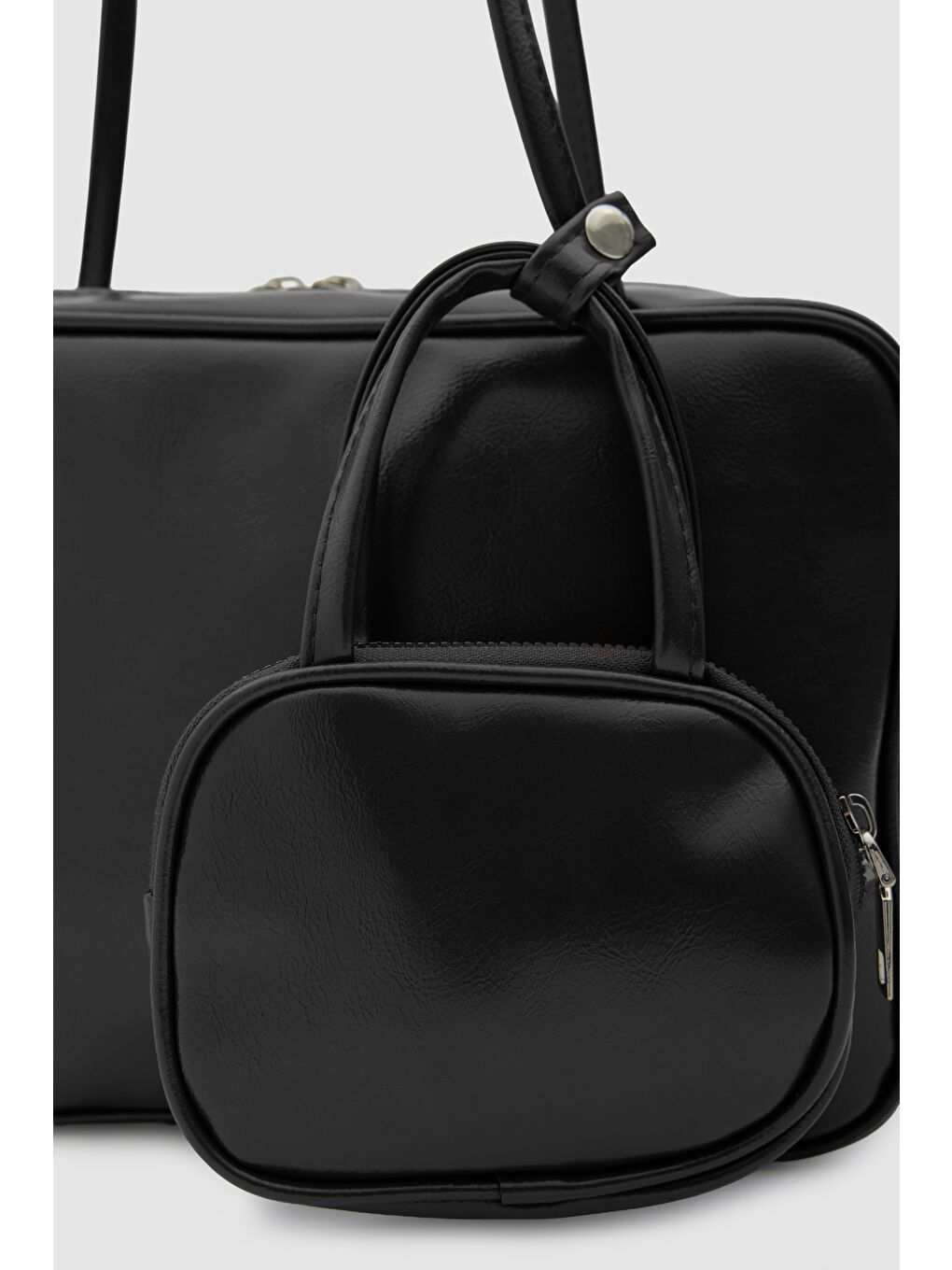 Choker Charmlı Omuz Çantası Siyah-6