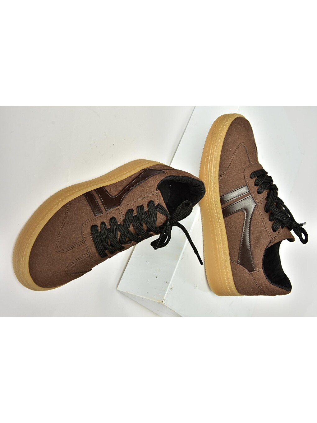 U2744311 Kahverengi Kadın Sneakers