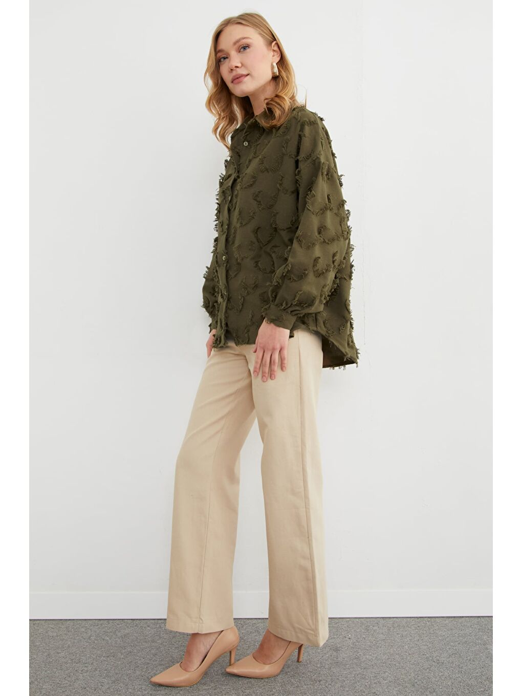 Haki Püskül Detaylı Keten Görünümlü Salaş Gömlek-2