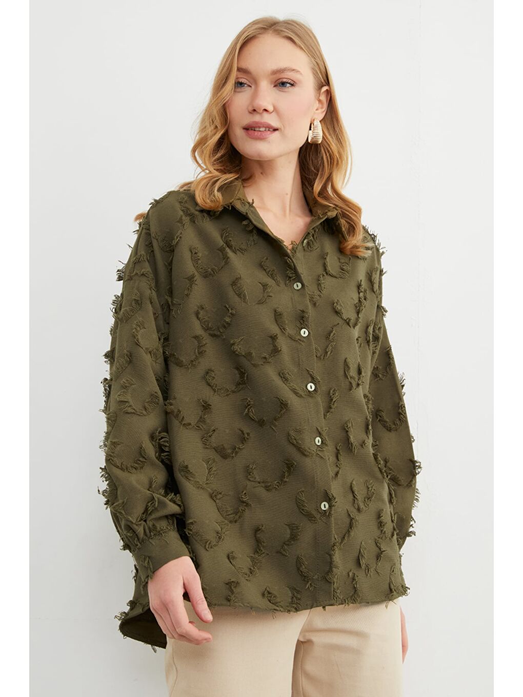 Haki Püskül Detaylı Keten Görünümlü Salaş Gömlek-3