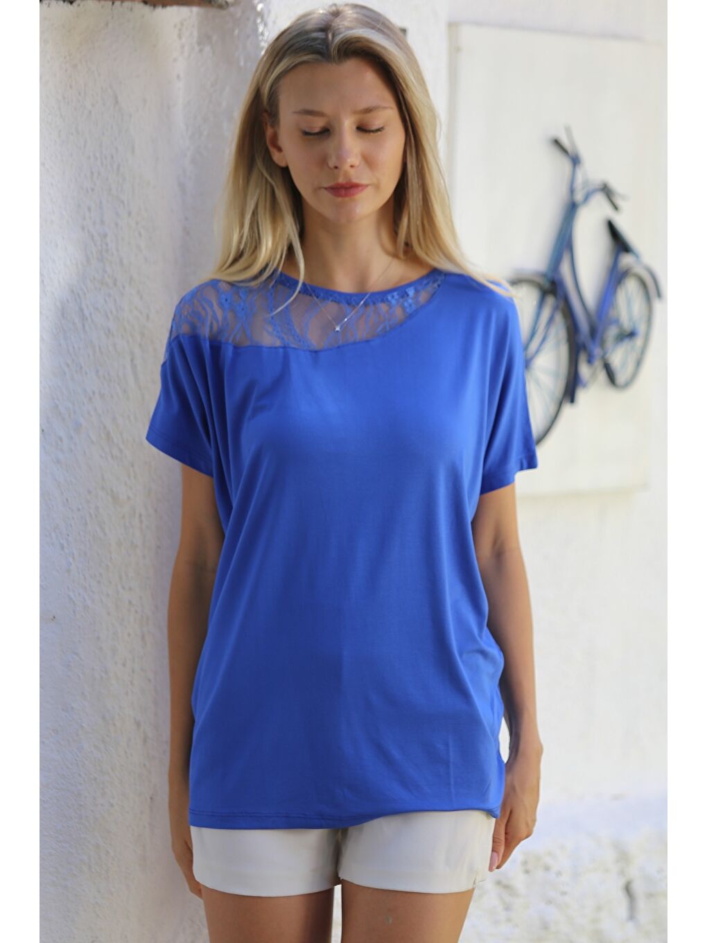 Mavi Yuvarlak Yaka Kısa Kol Dantelli Örme Casual Bluz-2