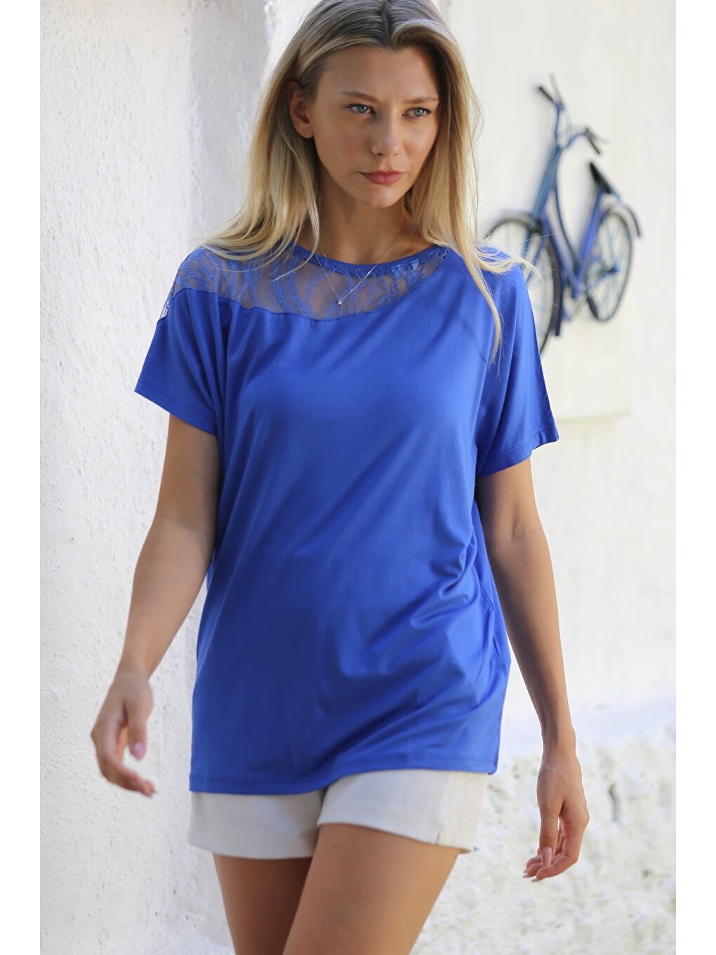Mavi Yuvarlak Yaka Kısa Kol Dantelli Örme Casual Bluz-3