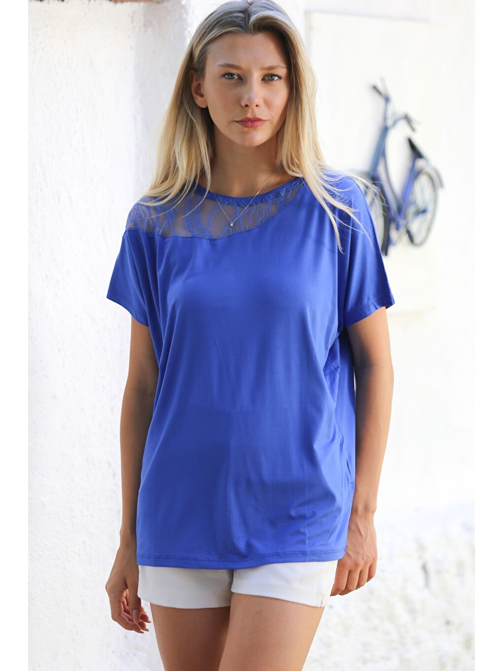 Mavi Yuvarlak Yaka Kısa Kol Dantelli Örme Casual Bluz-4