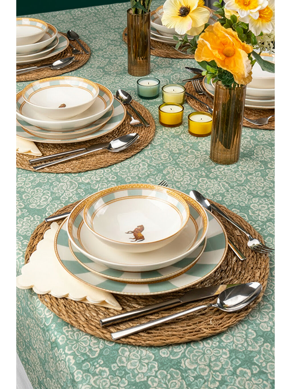 Beyaz Royal 24 Parça Porselen Yemek Takımı Yeşil-3