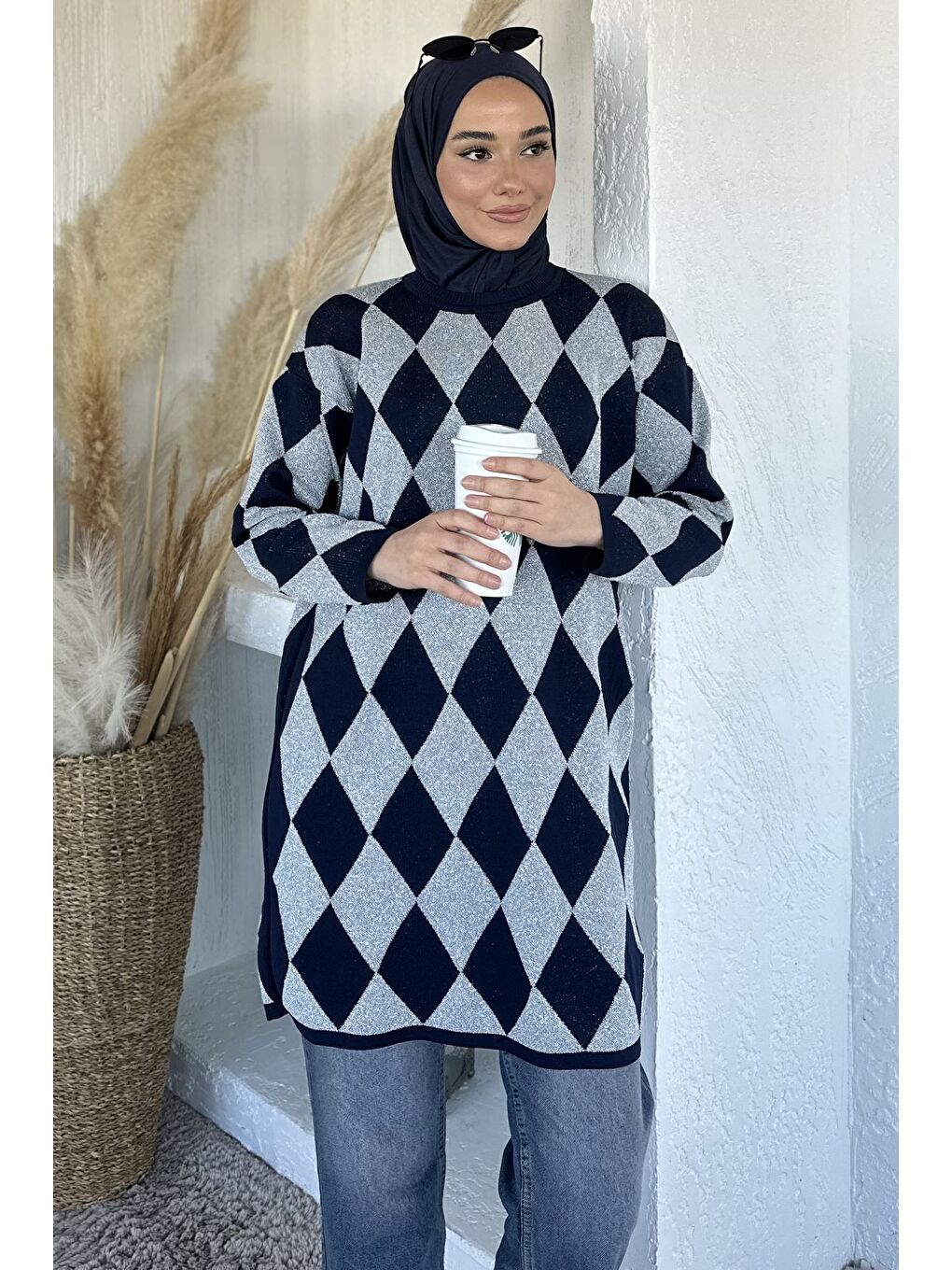 Lacivert Desenli Simli Tesettür Triko Tunik