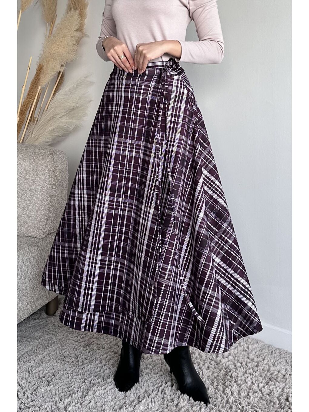 Mürdüm Ekose Desenli Bel Bağlamalı Kiloş Scuba Tesettür Etek-1