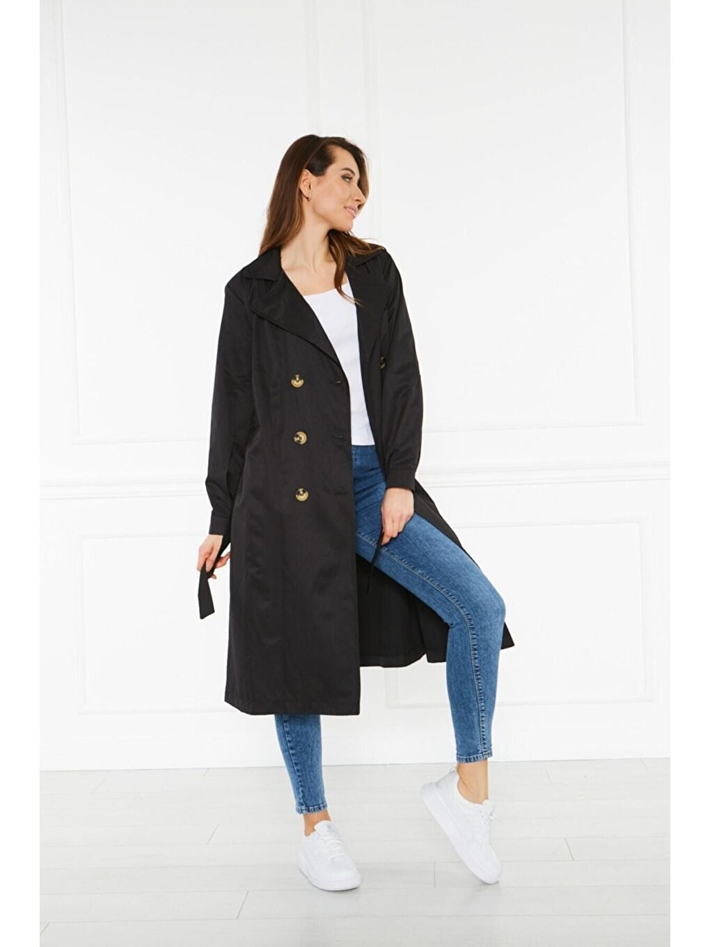 Siyah Astarsız Cepli Düğmeli Kuşaklı Yazlık Trenç-4