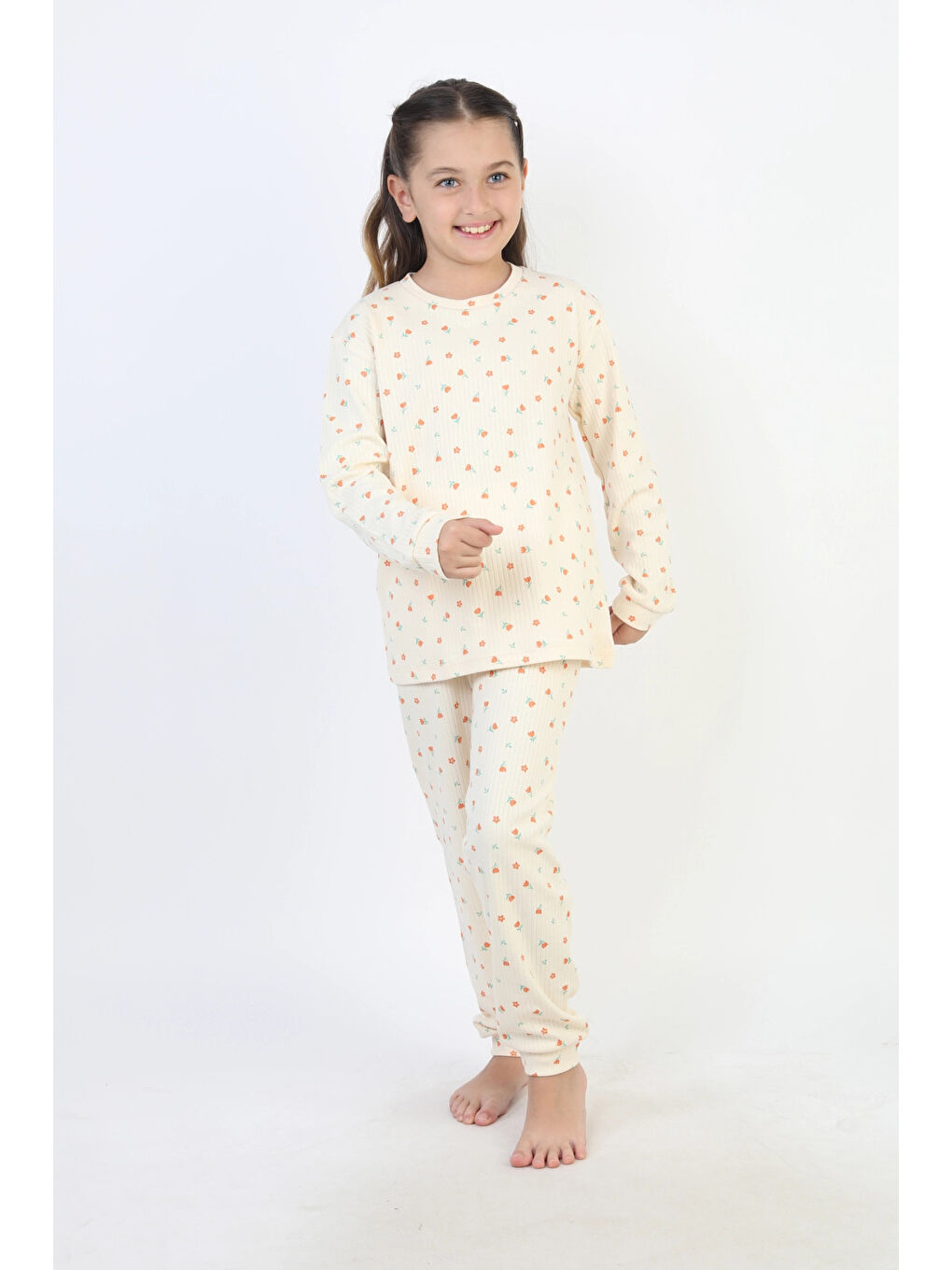 Turuncu Desenli Kız Çocuk Pijama Takımı 51240-2