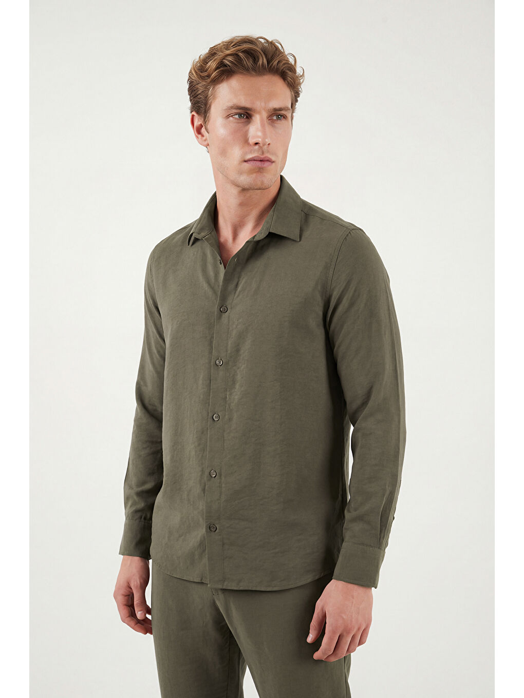 Kahverengi Regular Fit Klasik Yaka Uzun Kollu Gömlek CF26S121640-3