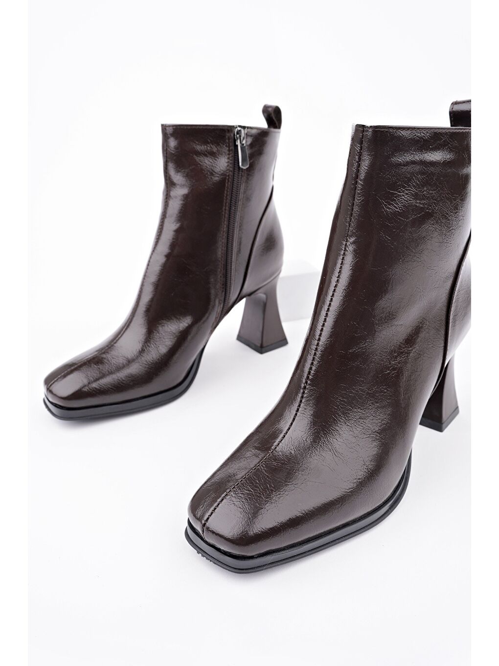 Kahverengi CELİNA Küt Burun Fermuarlı Topuklu Kadın Bot-1