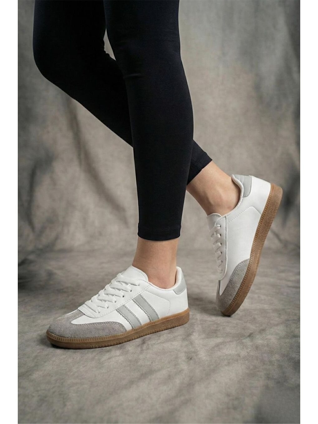 Gri Sany Retro Hafif Rahat Taban Bağcıklı Kadın Sneaker