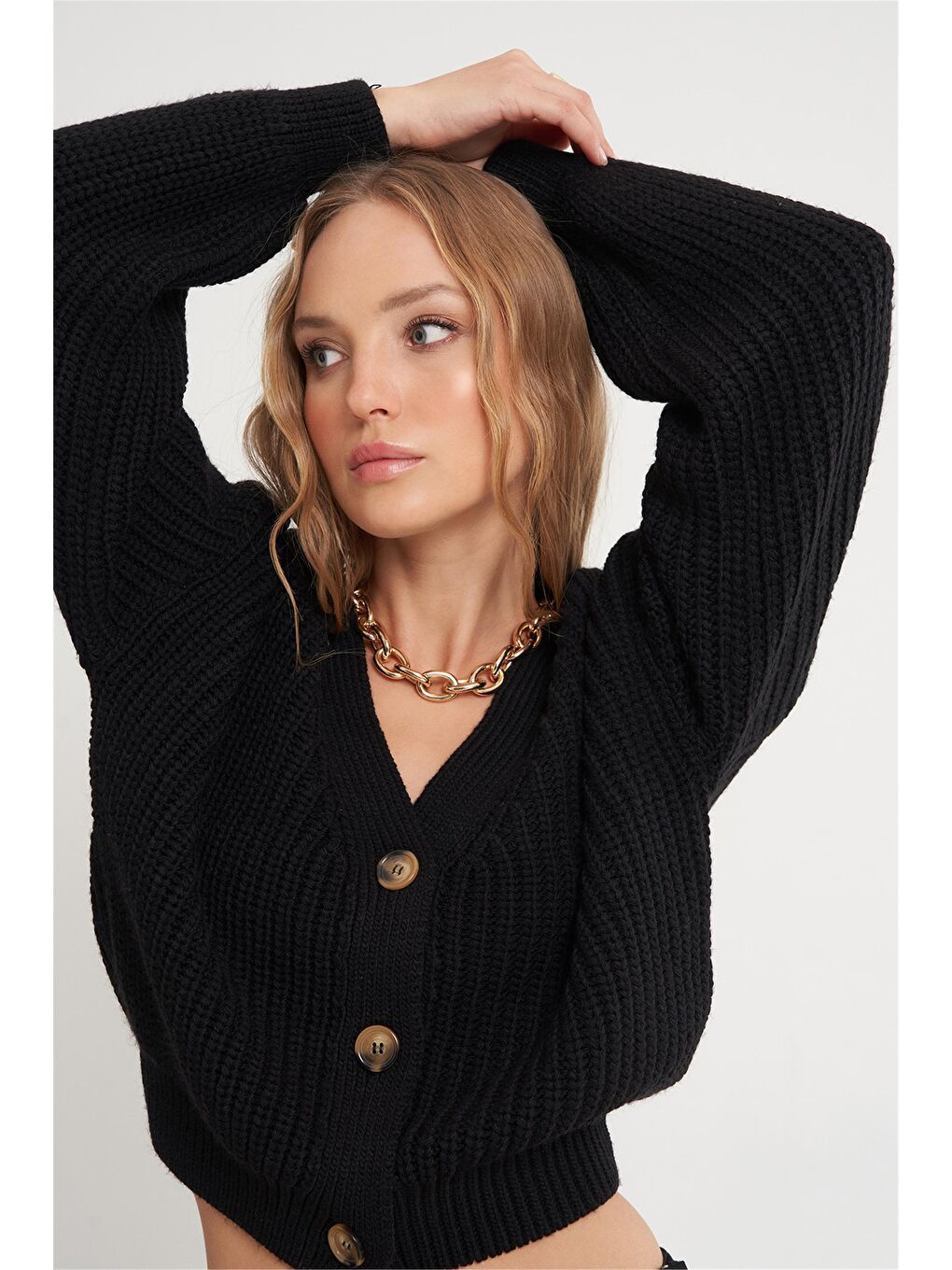 Siyah Selanik Örgü V Yaka Kalın Basic Hırka-1