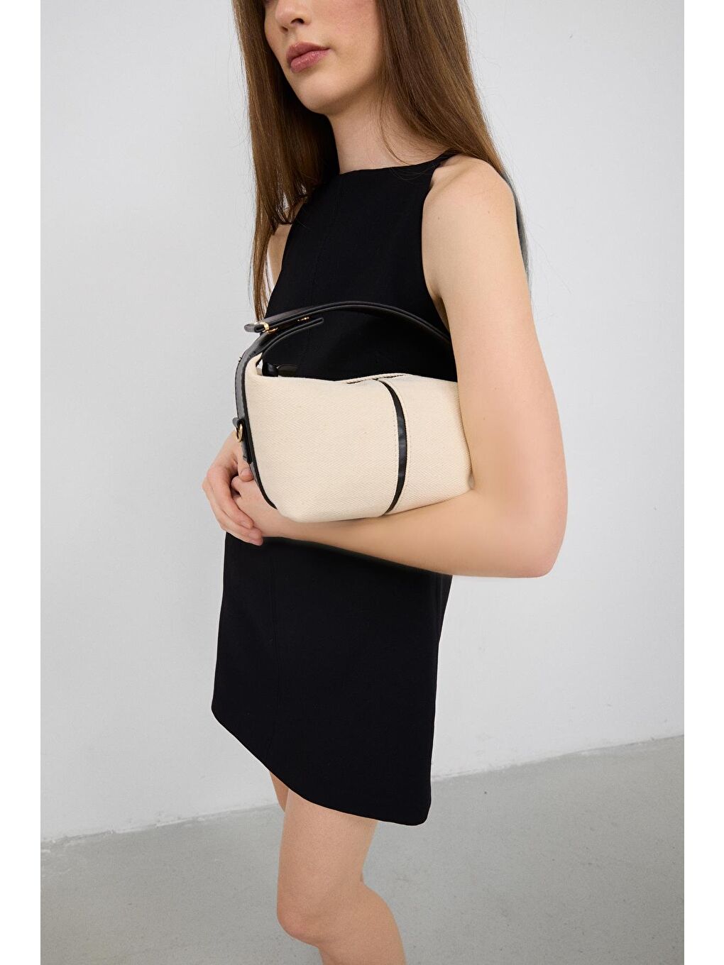 Leo Kanvas El Ve Çapraz Çanta Siyah-2