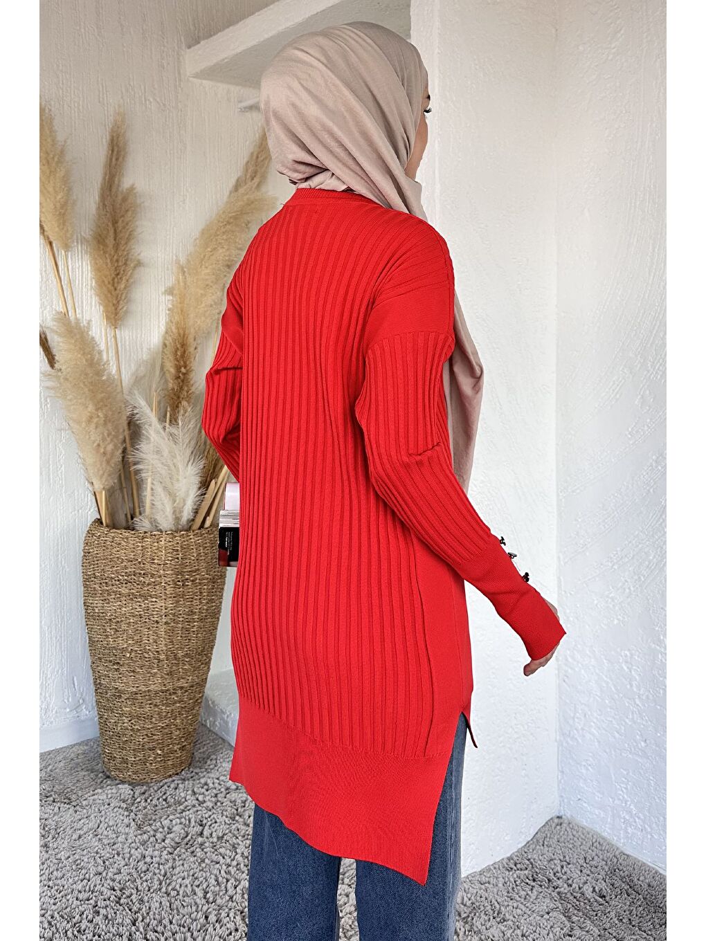 Kırmızı Gülseli Bisiklet Yaka Tesettür Triko Tunik-4