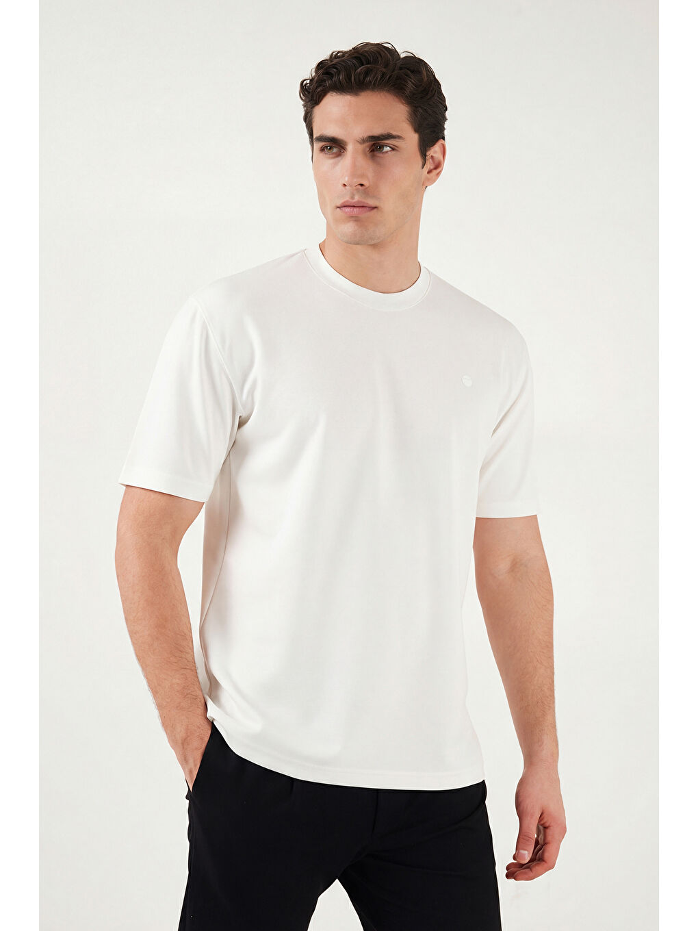 Ekru Regular Fit Bisiklet Yaka T Shirt 5904028-4