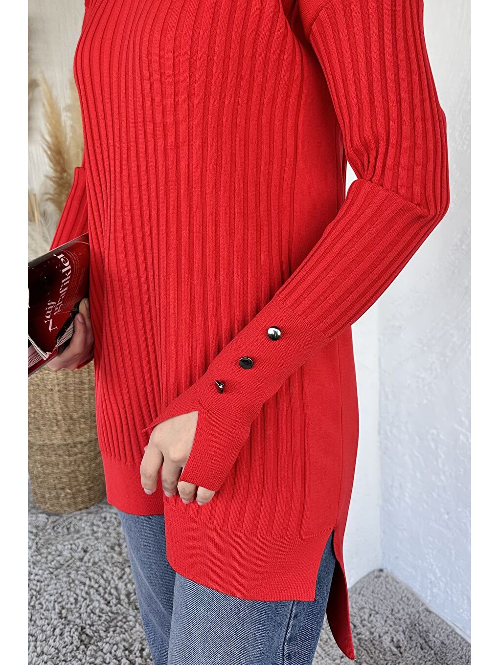 Kırmızı Gülseli Bisiklet Yaka Tesettür Triko Tunik-6