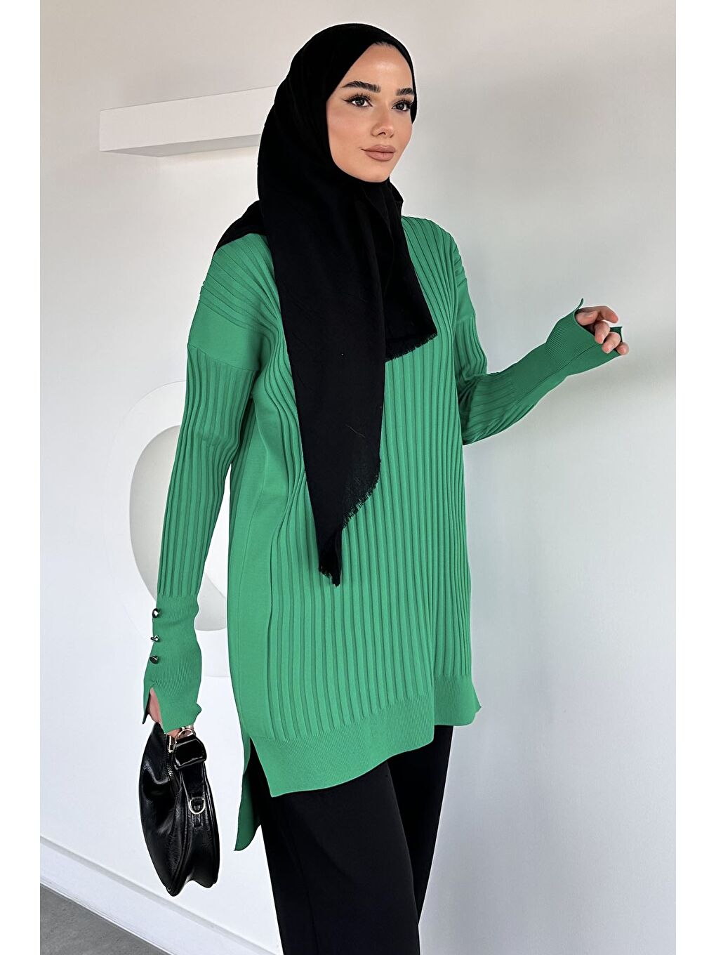 Yeşil Gülseli Bisiklet Yaka Tesettür Triko Tunik-1