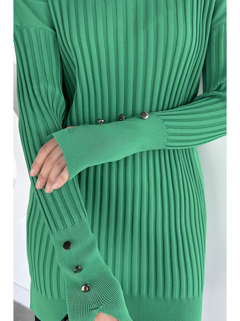 Yeşil Gülseli Bisiklet Yaka Tesettür Triko Tunik-8