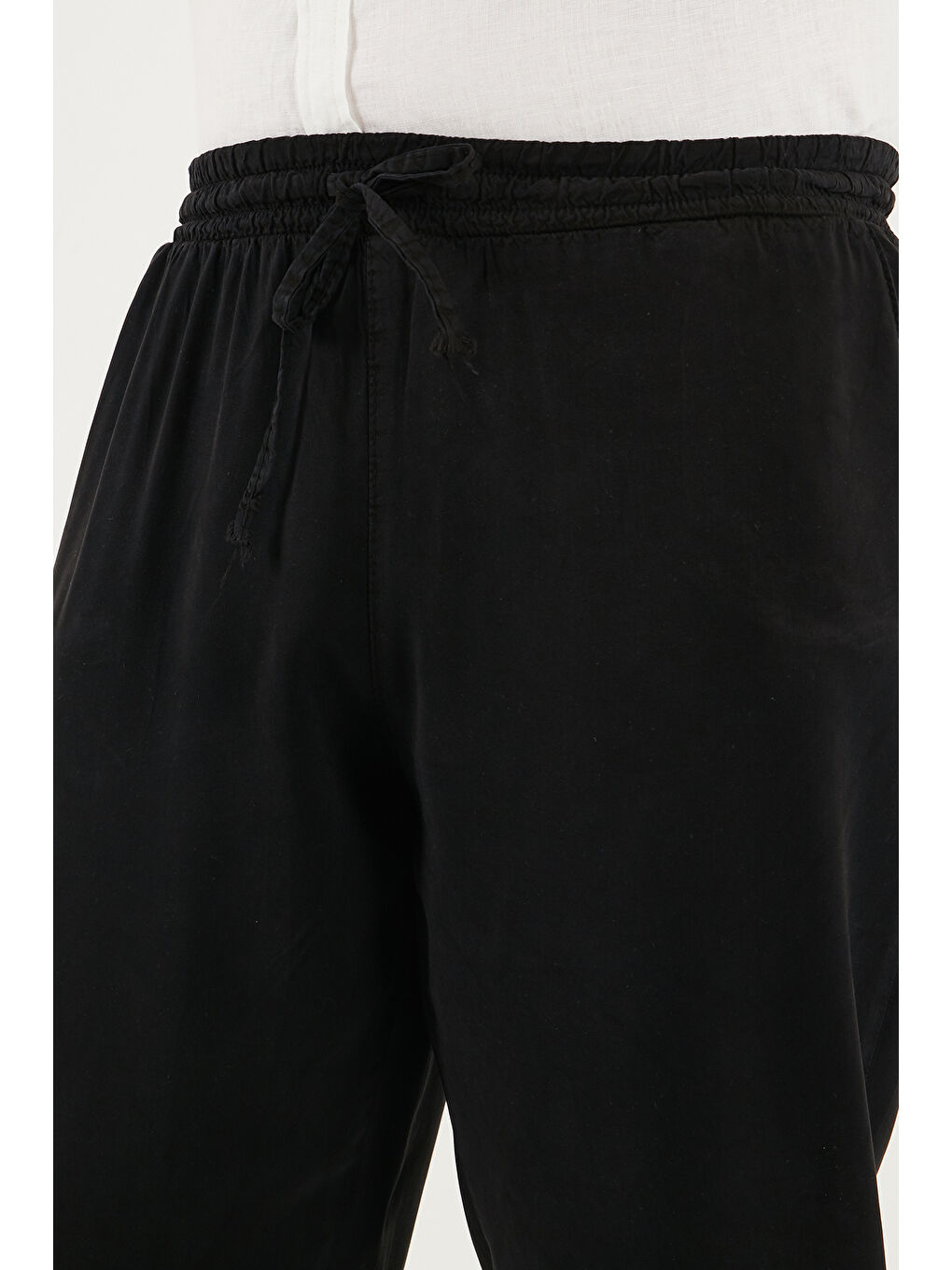 Siyah Regular Fit Normal Bel Düz Paça Pantolon 6689255-5