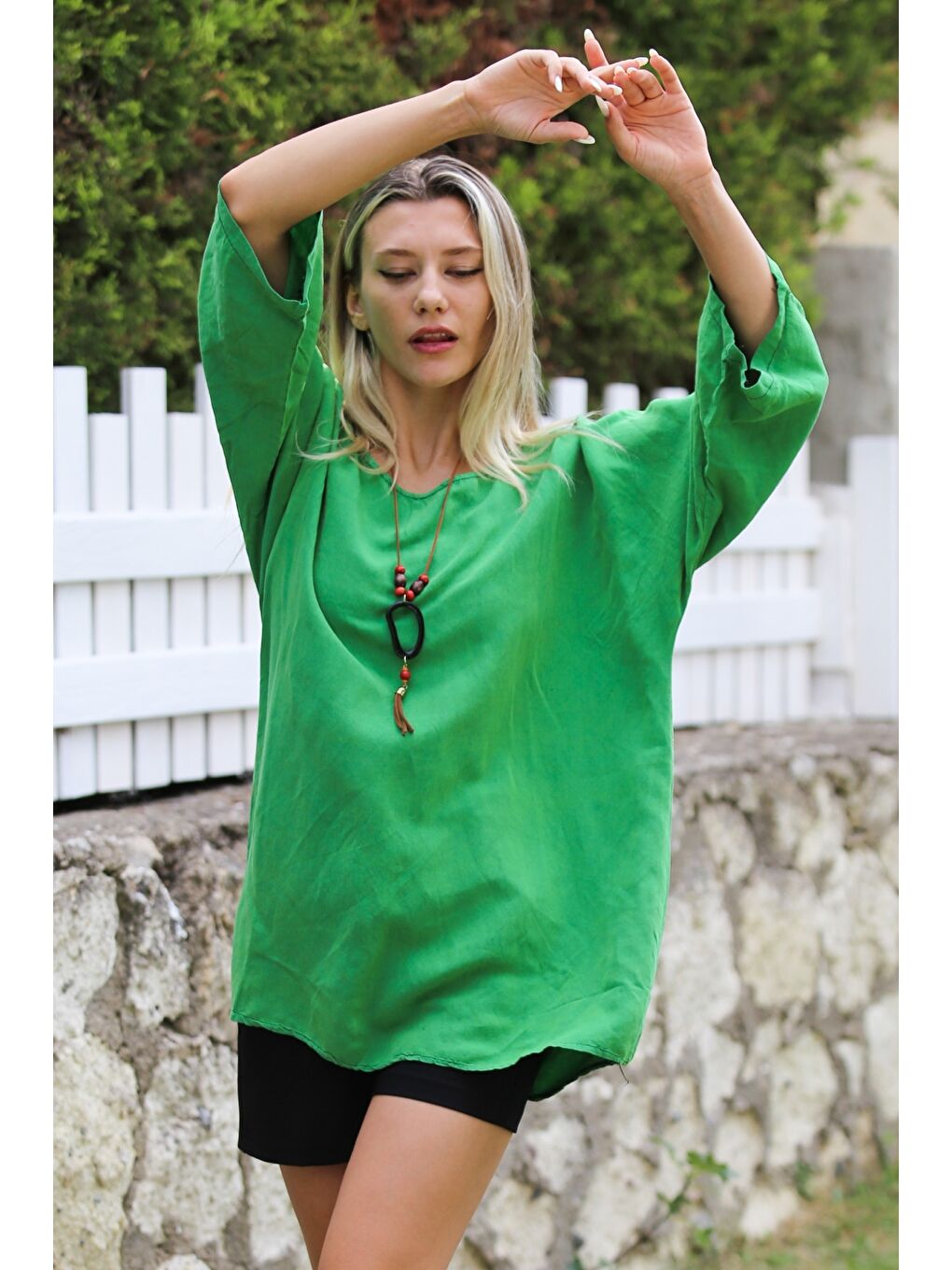 Yeşil Havuz Yaka 3/4 Kol Kolyeli Dokuma Casual Pamuk Bluz-2