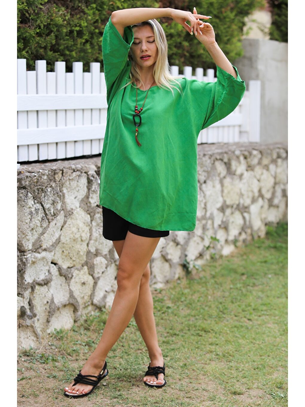 Yeşil Havuz Yaka 3/4 Kol Kolyeli Dokuma Casual Pamuk Bluz-3