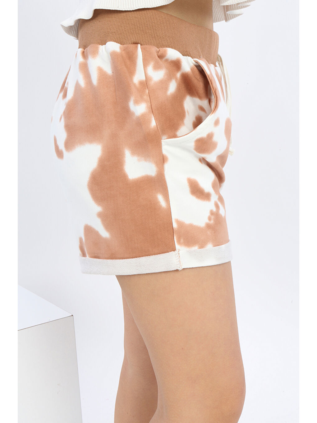 Kahverengi Kız Çocuk Batikli Şort-3