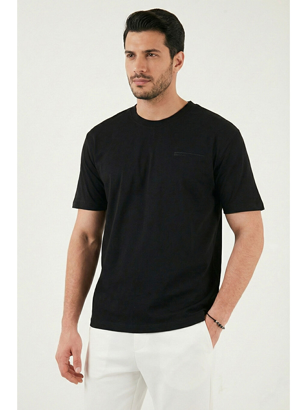 Siyah Pamuklu Regular Fit Bisiklet Yaka T Shirt 5904095-4