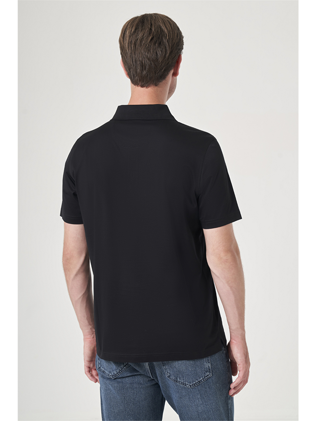 Siyah Polo Yaka Kısa Kol Cepli Comfort Fit %100 Pamuk Tişört 1011260163-4