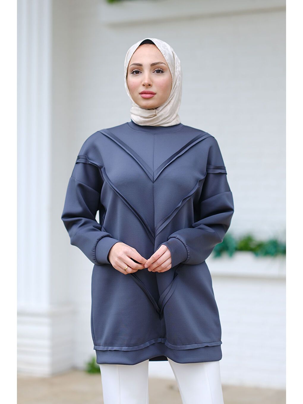 Önü V Detaylı Tunik Petrol Mavi-1