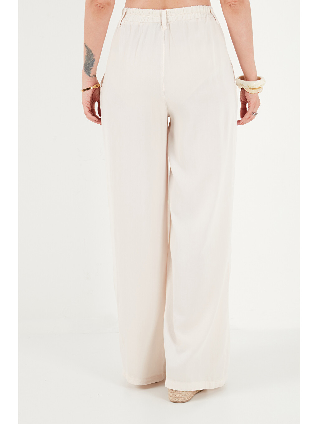 Bej Relaxed Fit Yüksek Bel Geniş Paça Pantolon 668YP5515-5