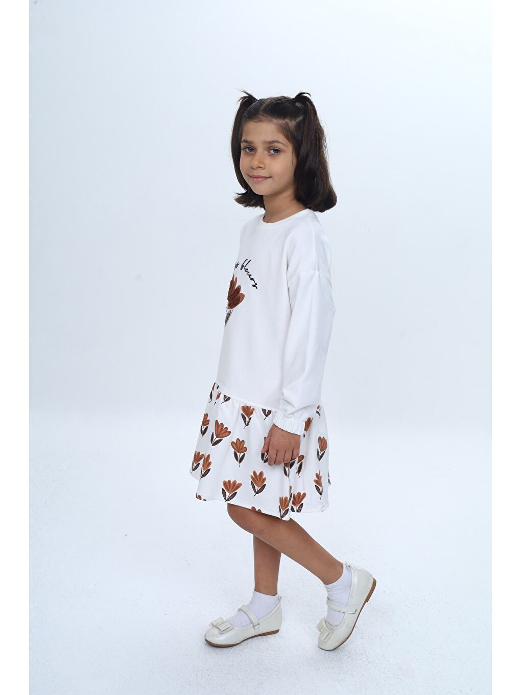 Ekru Kız Çocuk Süzene Nakışlı Lale Baskılı Elbise-1