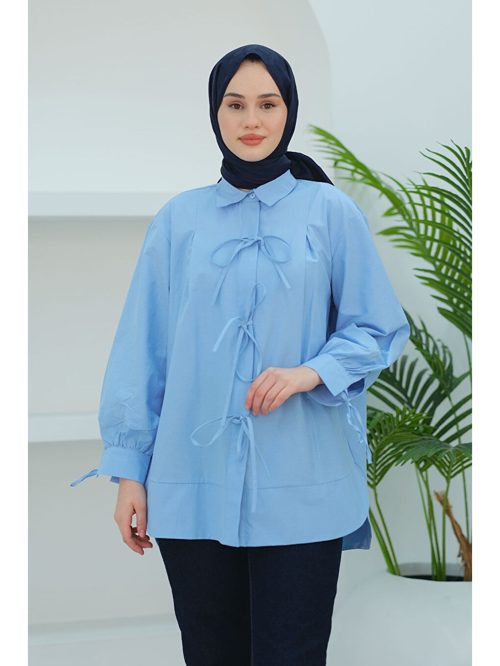 Locco Moda Ön Kurdele Detay Oval Kesim Gömlek  Bebe Mavi - 2