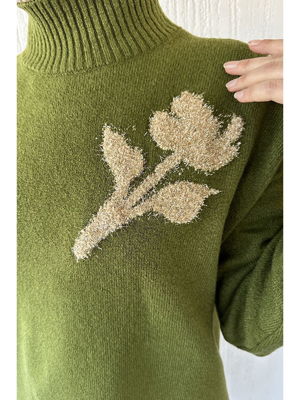 Haki Gülseli Boğazlı Tesettür Triko Tunik-7