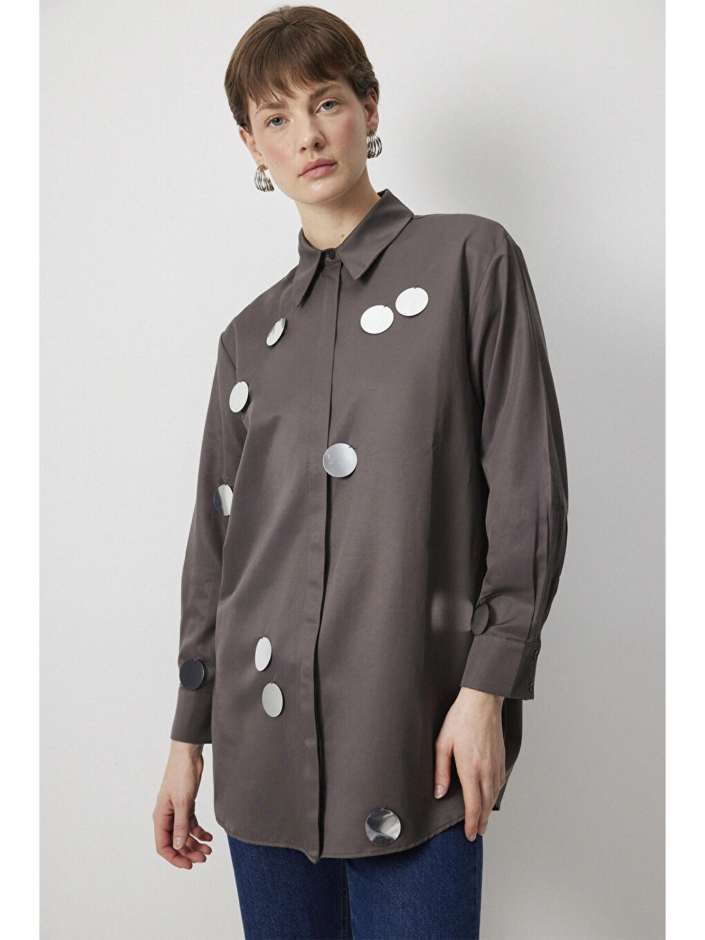 Antrasit Pul Detaylı Relax Fıt Gömlek-2