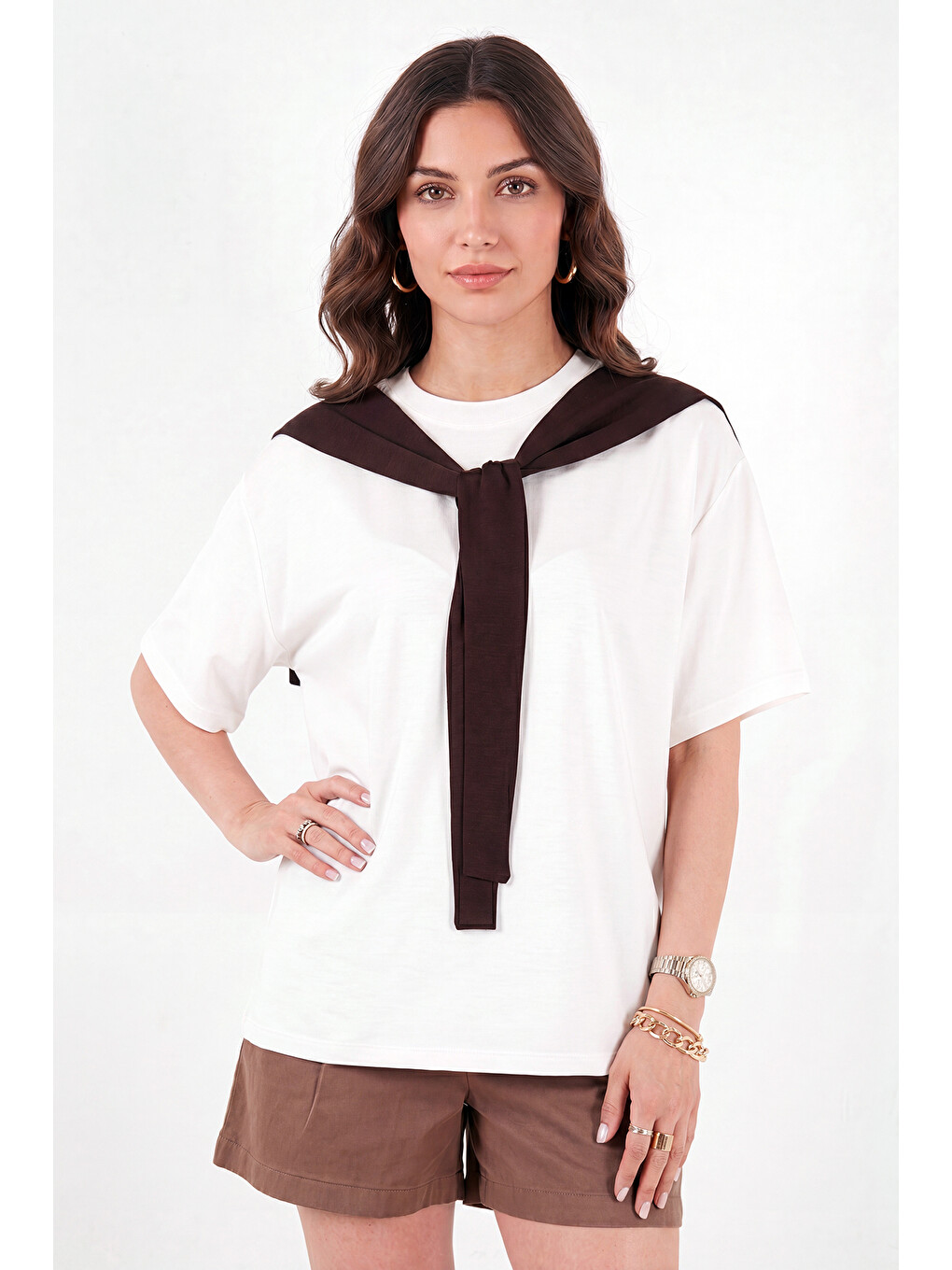 Kahverengi Rahat Kalıp Bisiklet Yaka Omuz Şal Detaylı T Shirt 5867044-3