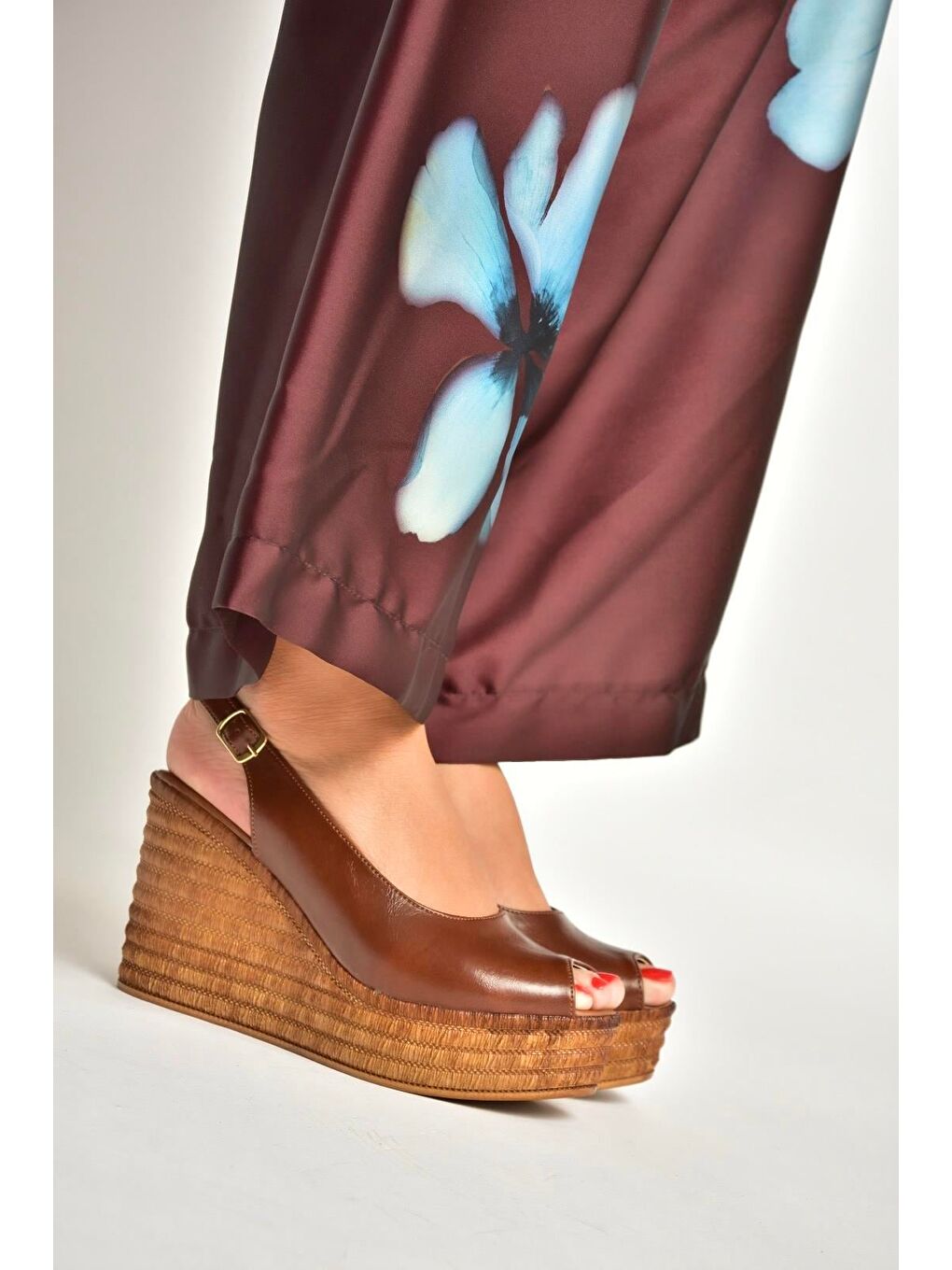 Kahverengi Taba Kadın Dolgu Topuklu Ayakkabı Y996553560-1