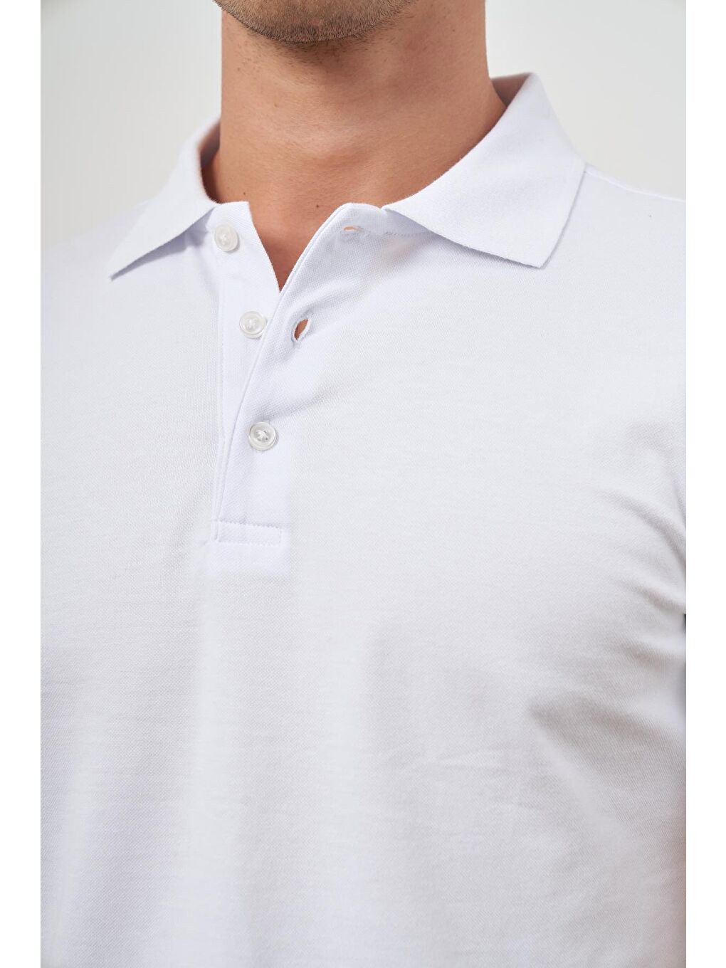 Beyaz Kısa Kol Düz Pike Polo Yaka Casual Slim Fit Tişört 1011240194