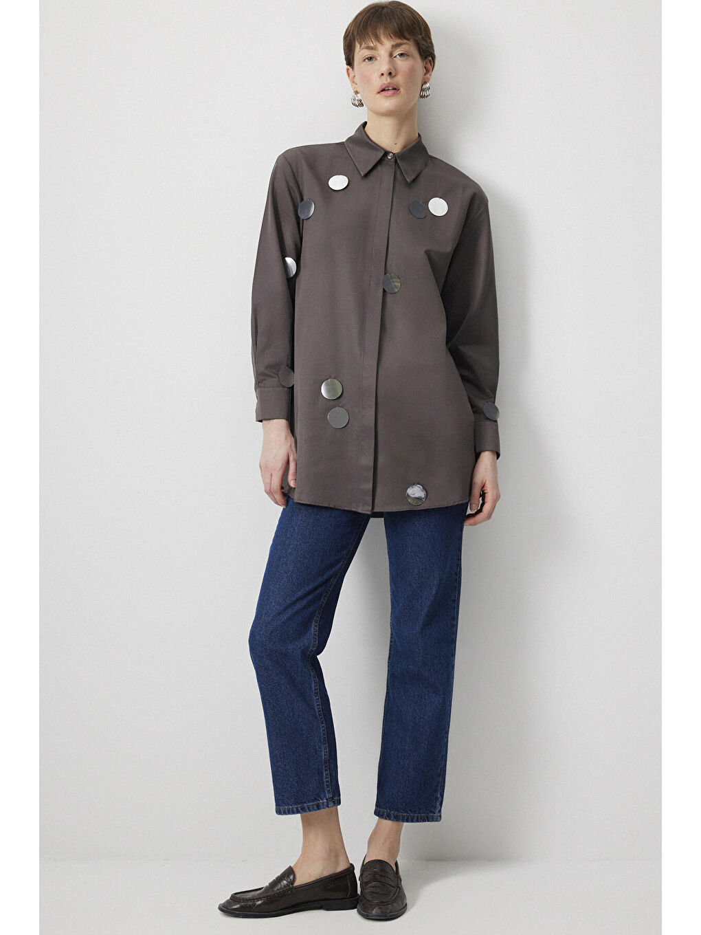 Antrasit Pul Detaylı Relax Fıt Gömlek-3