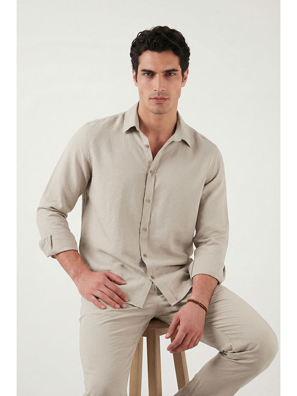 Bej Regular Fit Klasik Yaka Uzun Kollu Gömlek CF26S121640-4