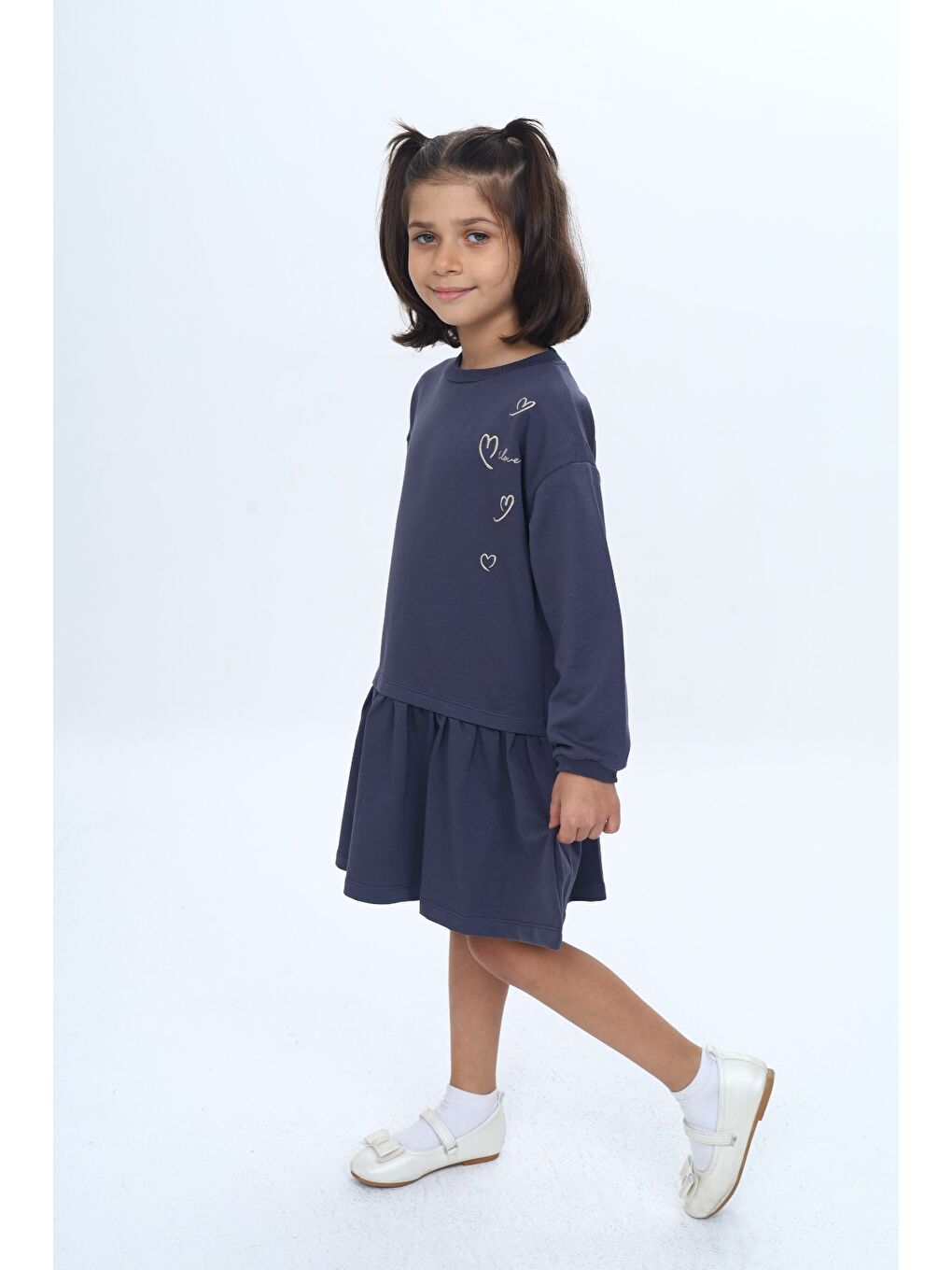 Antrasit Kız Çocuk Şeritli Kalp Nakışlı Elbise-1