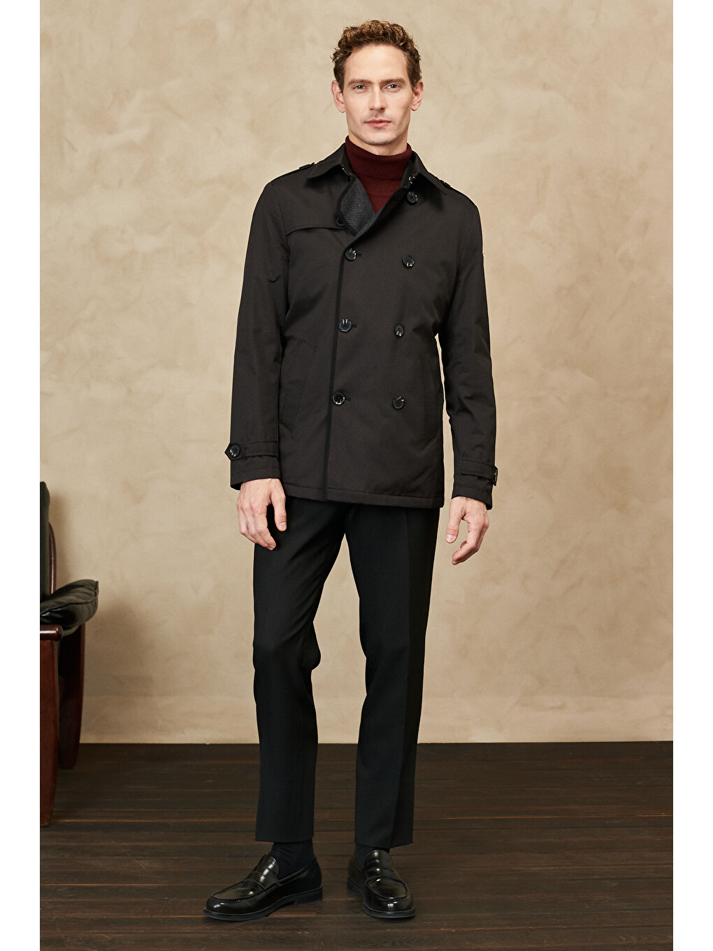 Erkek Siyah Standart Fit Normal Kesim Bebe Yaka Beli Kemerli Pamuklu Kışlık Trençkot-1