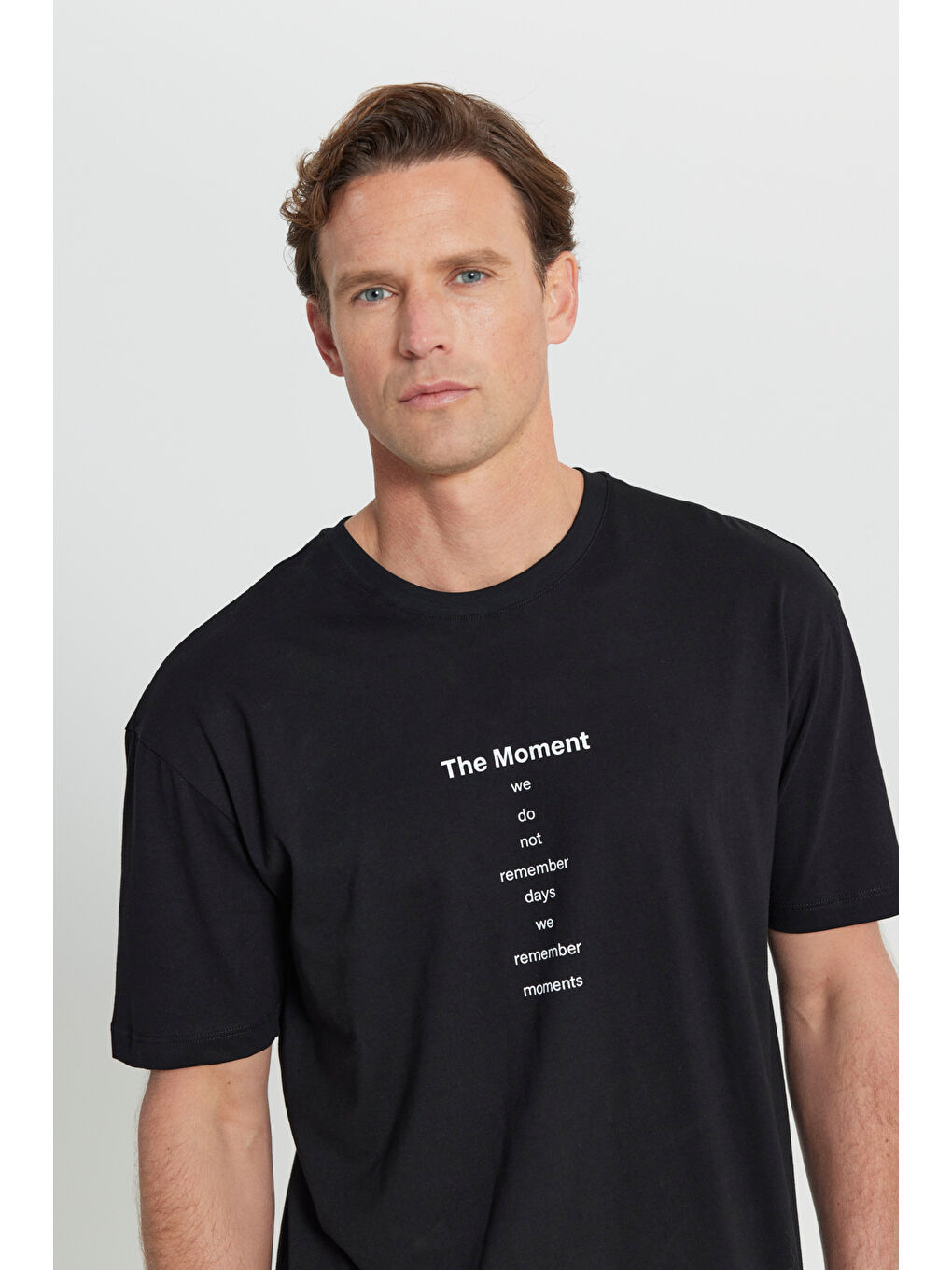 Siyah Erkek Oversize %100 Pamuk Bol Kesim Bisiklet Yaka Baskılı Tişört-3