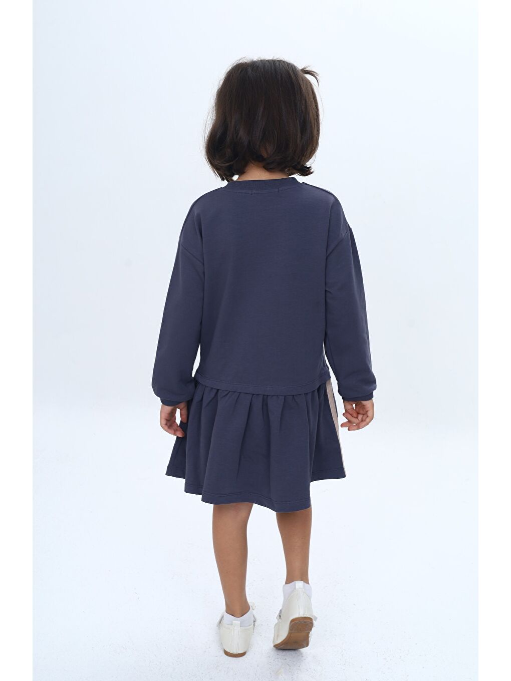 Antrasit Kız Çocuk Şeritli Kalp Nakışlı Elbise-4