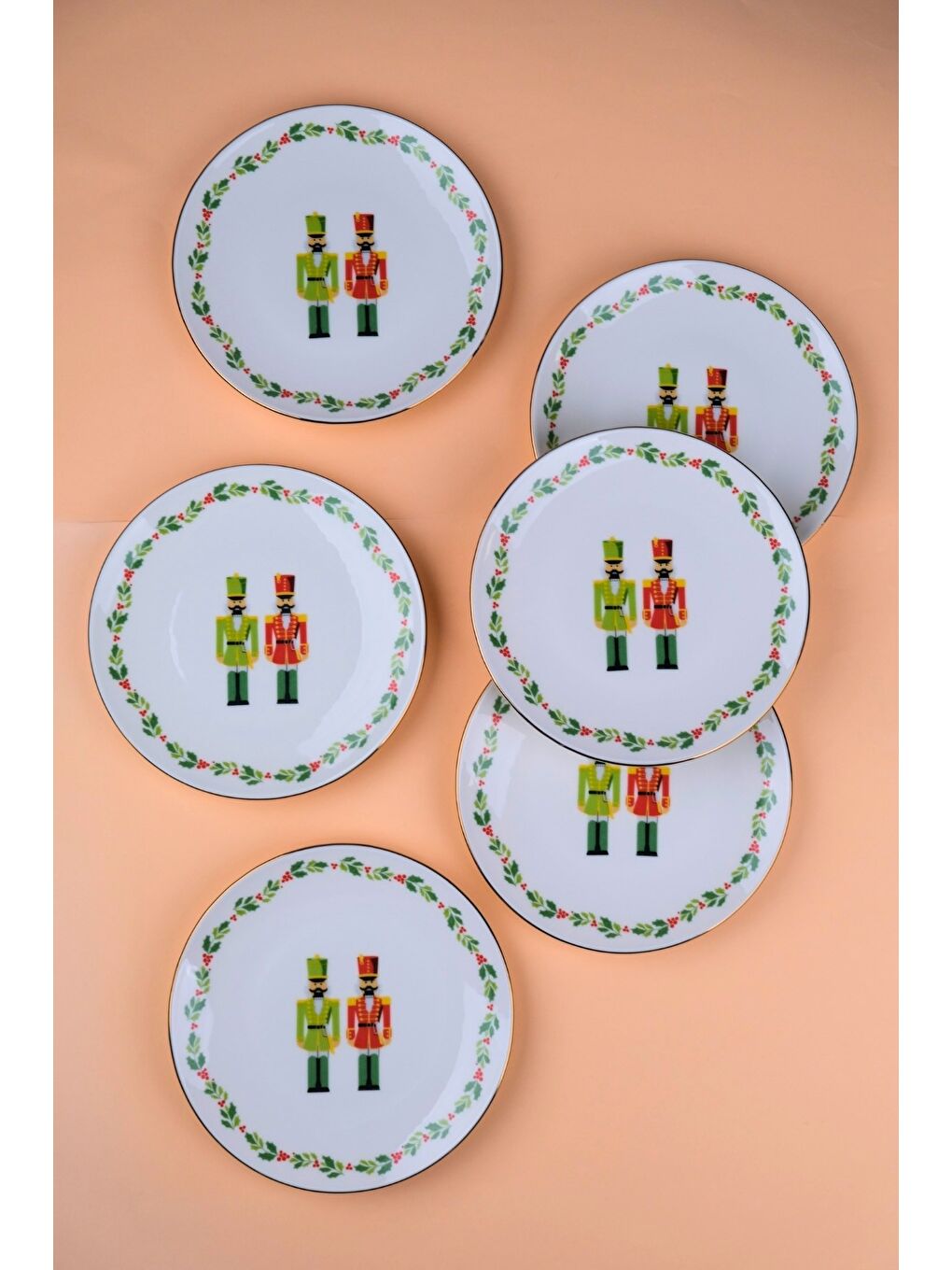 Karışık Porselen Altın Yaldızlı Kurşun Asker Pasta Tabağı 20,50cm 6 lı